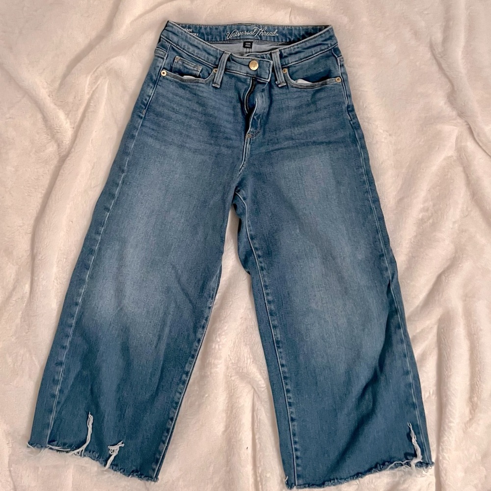 Wide Leg Crop Jeans